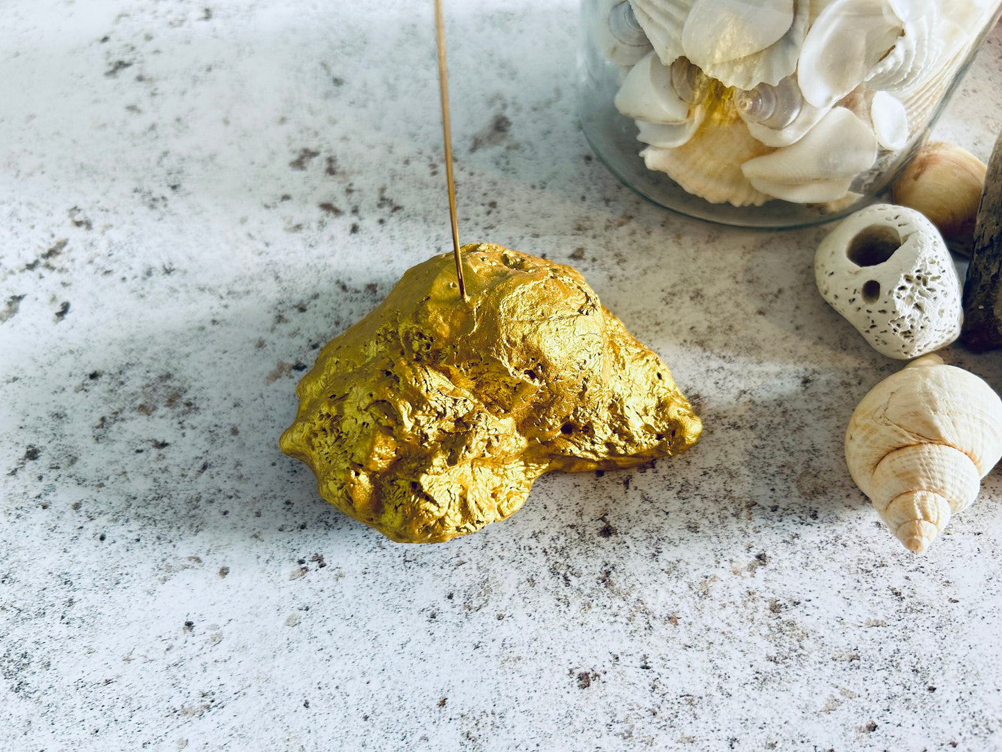 Elegant Gold Oyster Shell Wedding Photo Holder.