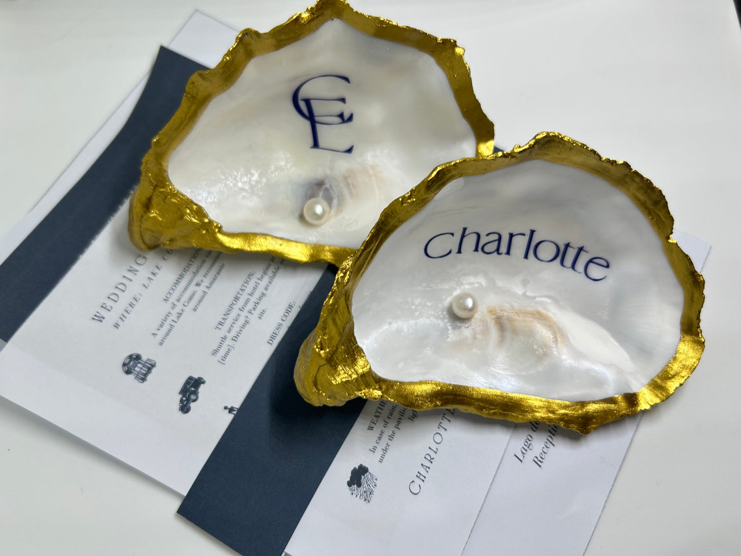Gold Oyster Shell Place Cards. Personalised Wedding Name Place. Coastal Favour Gift.