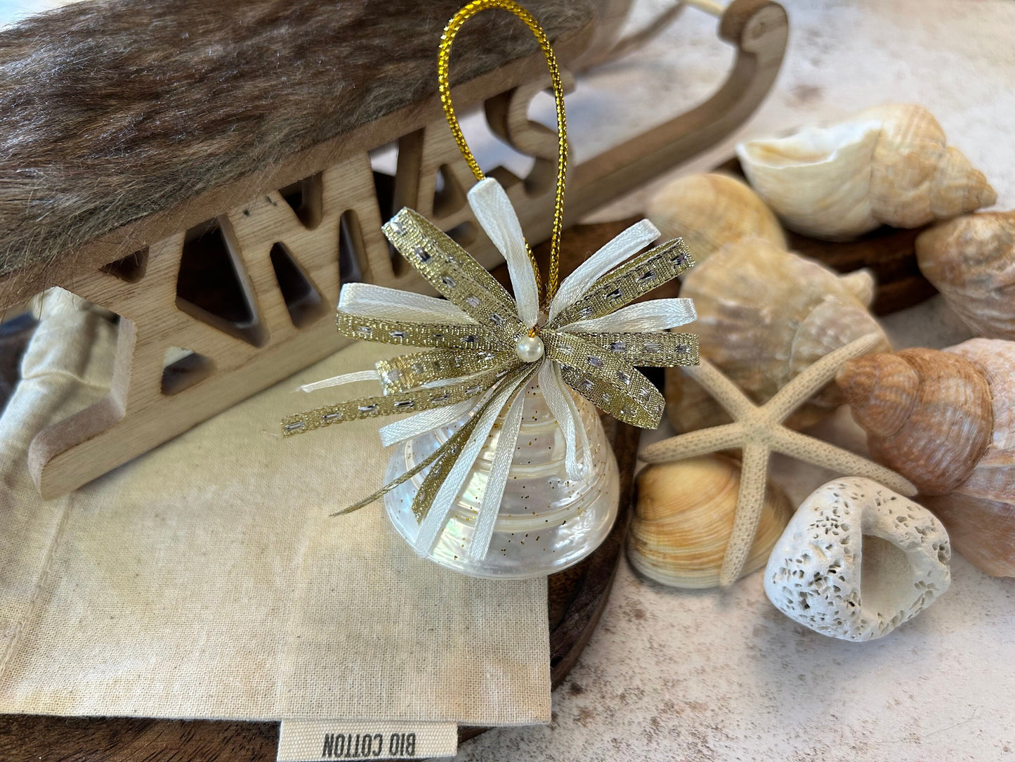 Mother of Pearl Pearlescent Trochus Spiral Shell Hanging Decoration.