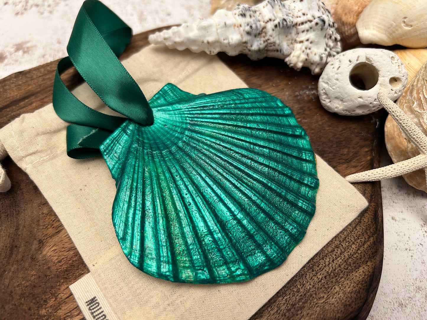 Emerald Green Palm Leaf Topical Scallop Shell Hanging Ornament.