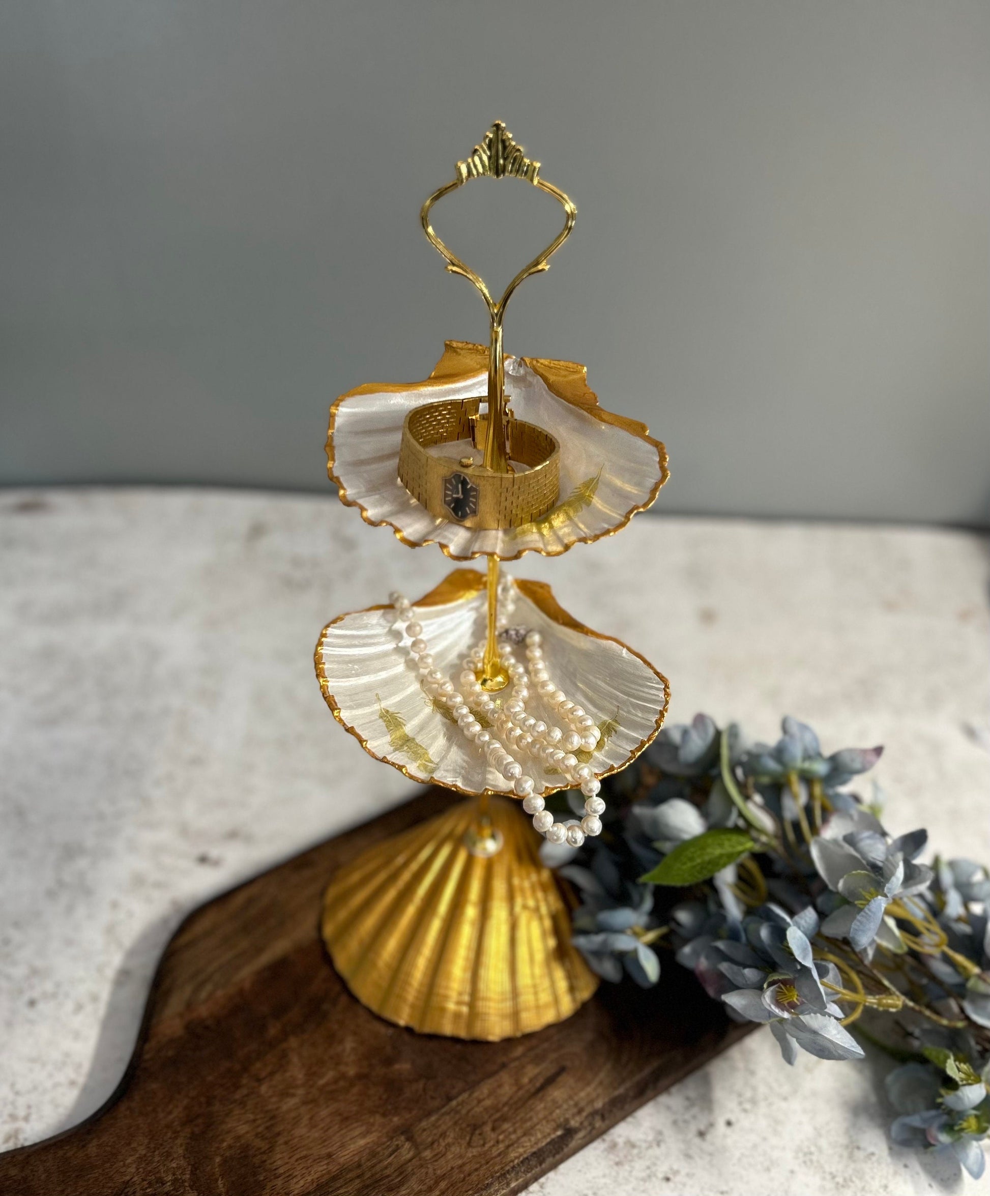 Gold scallop shell jewellery stand with feather design. Two tier jewellery display gift for her. Bedside ring, earring and necklace holder.