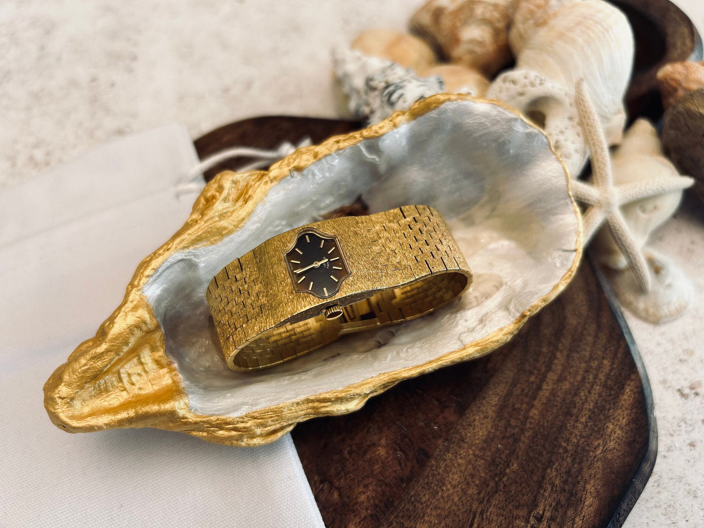 White Tiger Oyster Shell Trinket Dish. Perfect for your cufflinks, loose change or keys. Unique Gift from Son or Daughter.