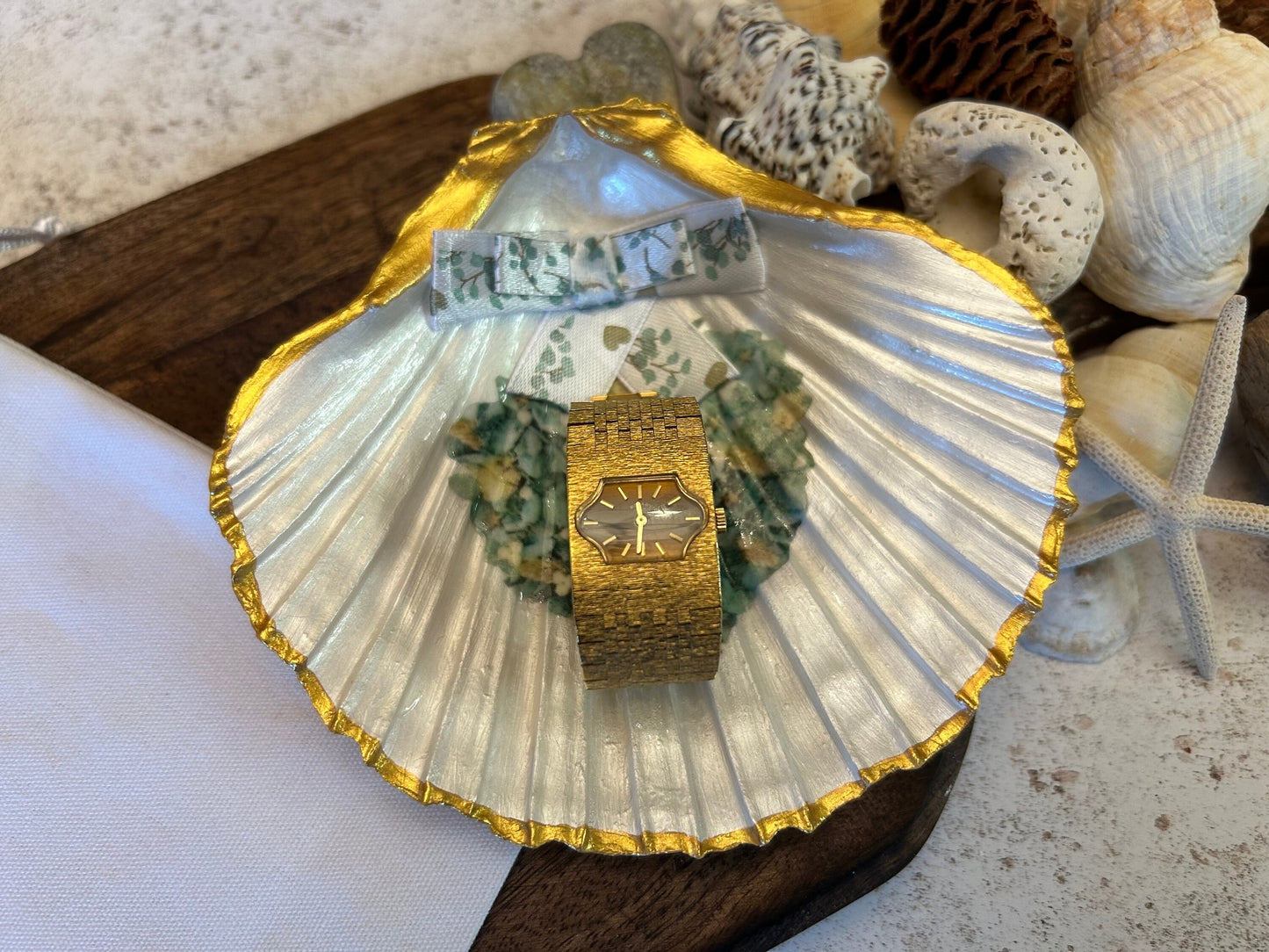 Green floral heart natural scallop seashell jewellery dish. Airbnb seaside bathroom decor. Valentine’s gold and sage decorative dish.