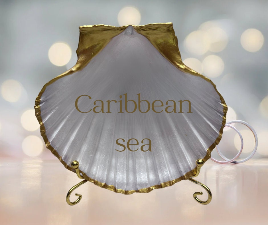 Wedding top table scallop shell. Personalised gold shell. Custom coloured beach theme table sign. Nautical signs for beach or pool party.