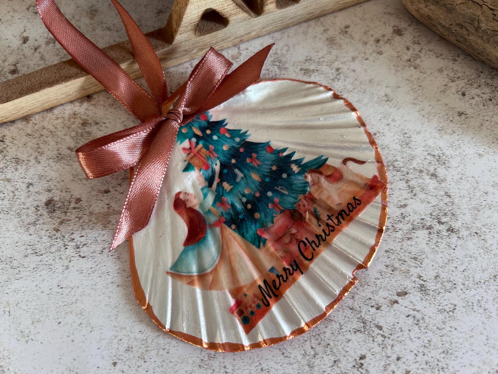 Personalised Christmas Decoration. Natural Scallop Shell Holiday Scene Hanging Decoration.