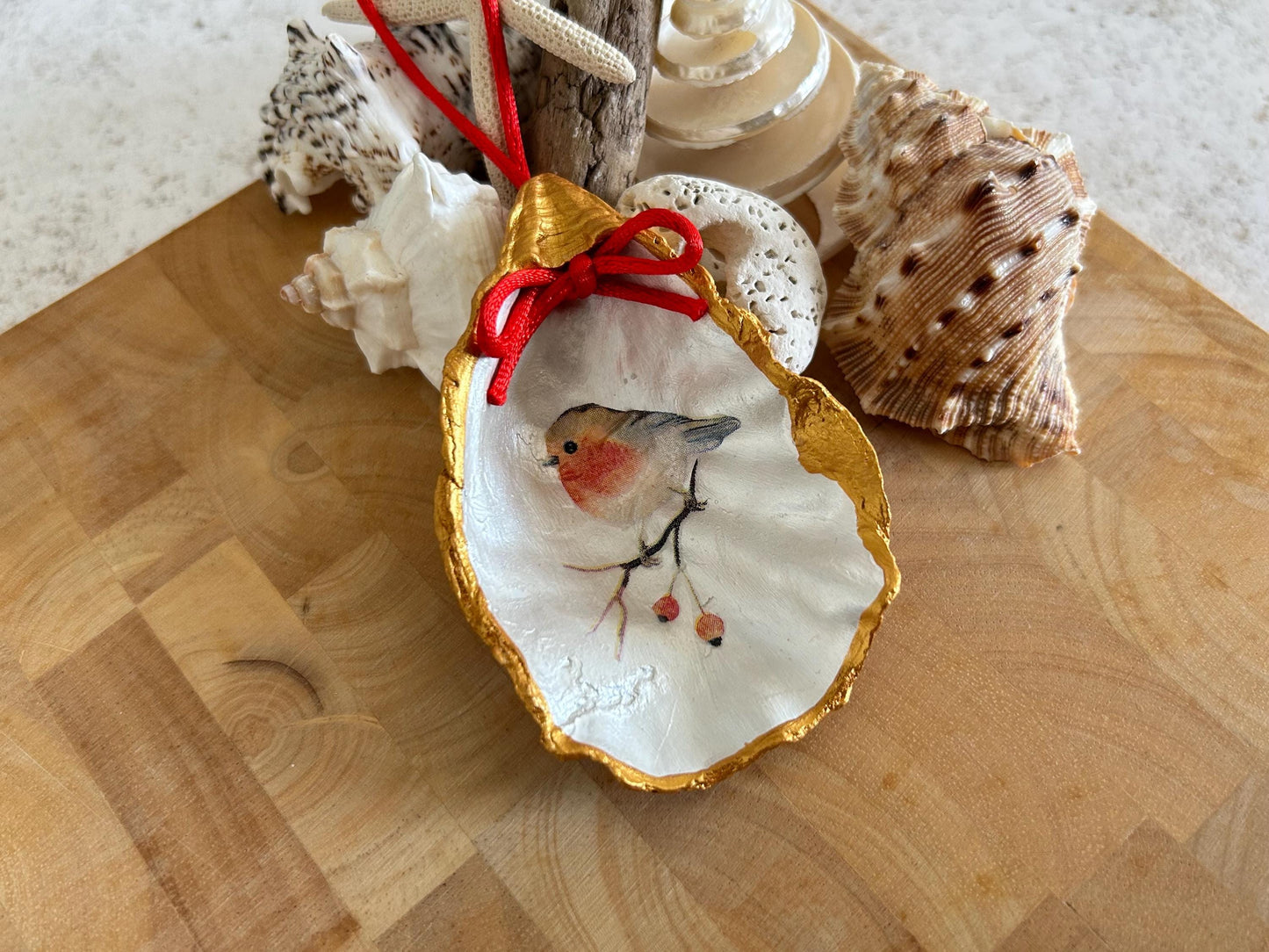 Personalised Robin oyster shell hanging decoration. Memorial bauble for loss of a loved one. Rememberance hanging ornament gift.