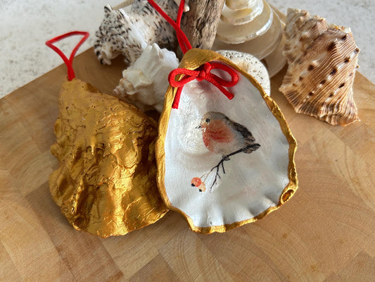 Personalised Robin oyster shell hanging decoration. Memorial bauble for loss of a loved one. Rememberance hanging ornament gift.