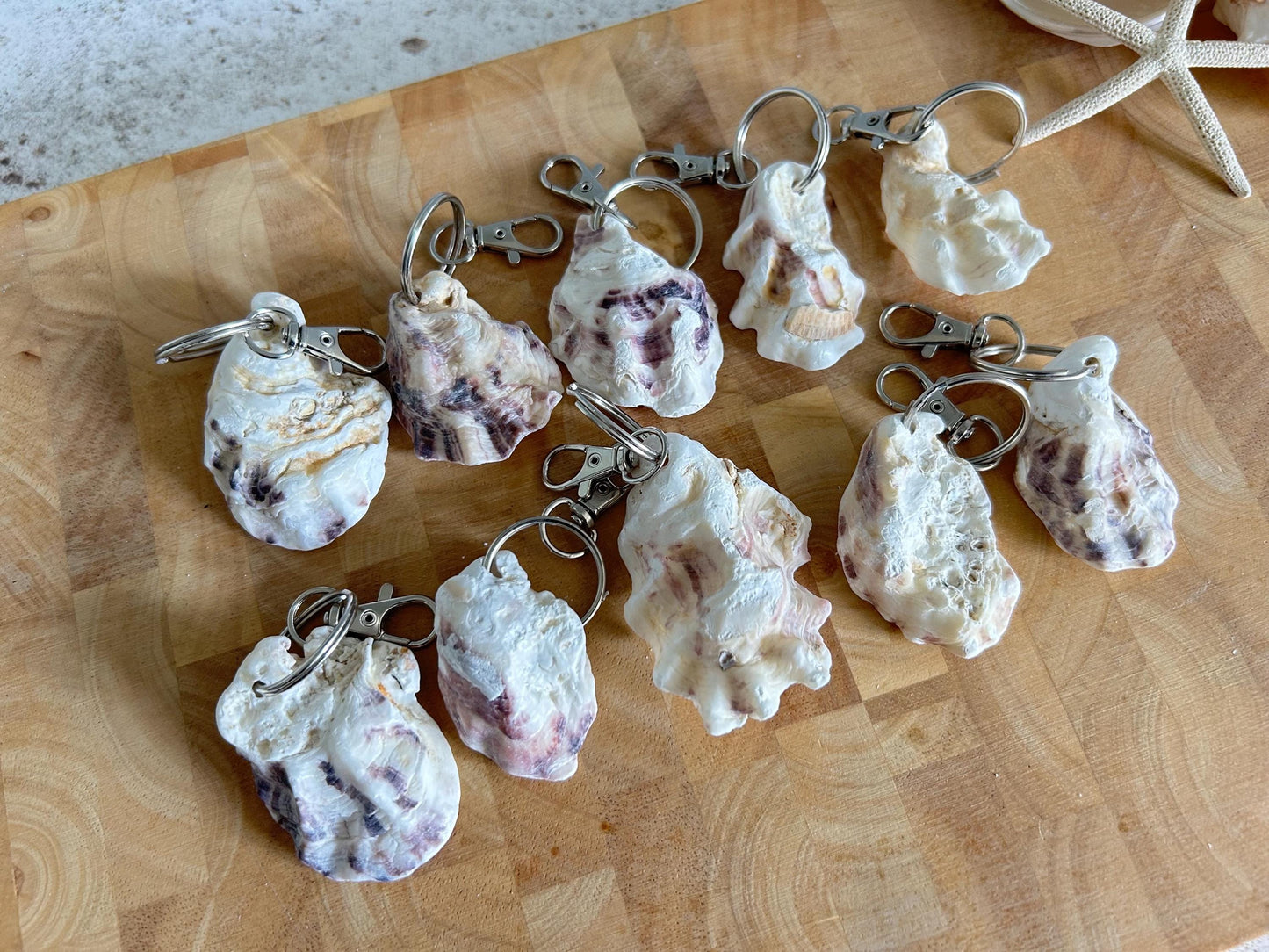 Oyster Shell Keychain.  Natural Beach Bag Charm, Coastal Keyring favour.