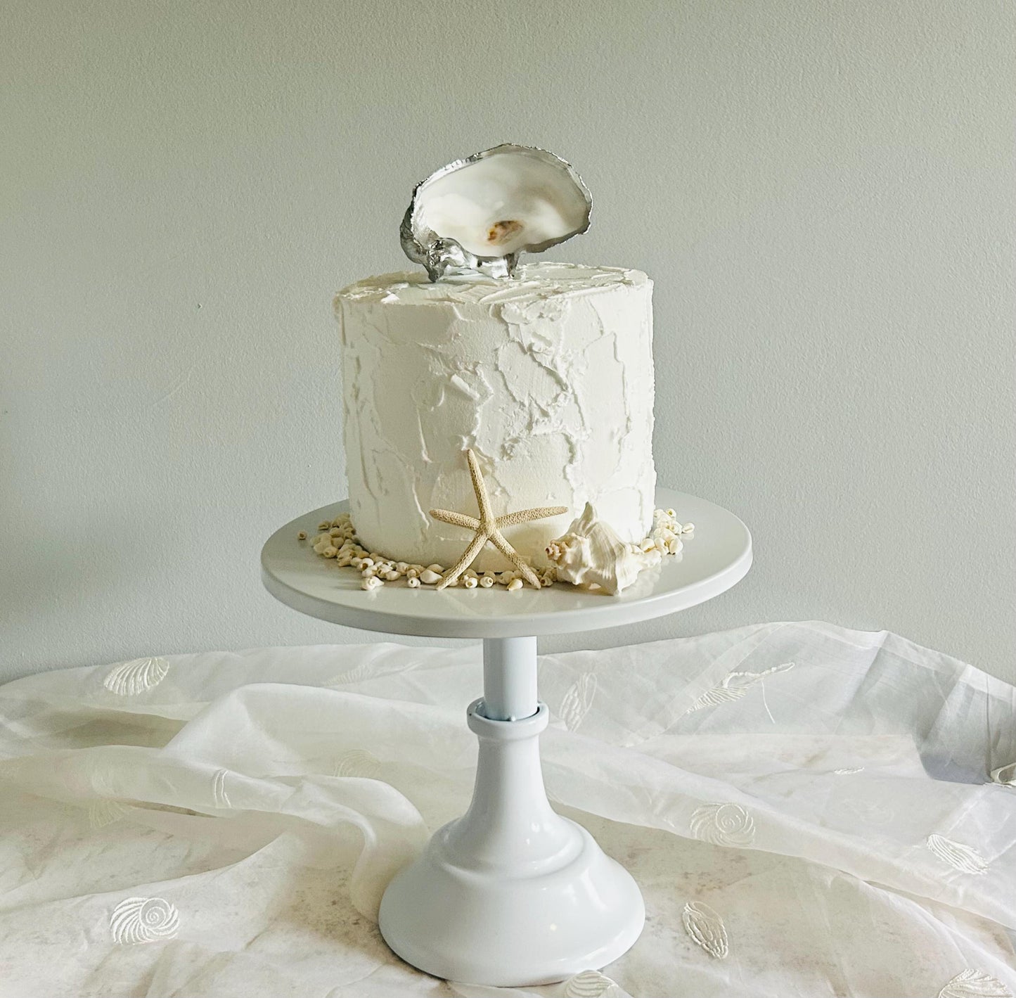 Personalised Silver Oyster Shell Cake Topper. Natural Double wedding Decor.