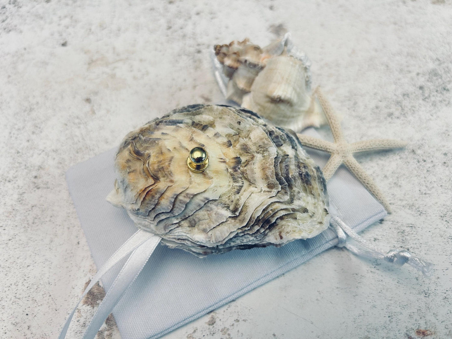Natural Oyster Shell Ring Box. Beach Wedding Ring Holder. Seashell Gift.