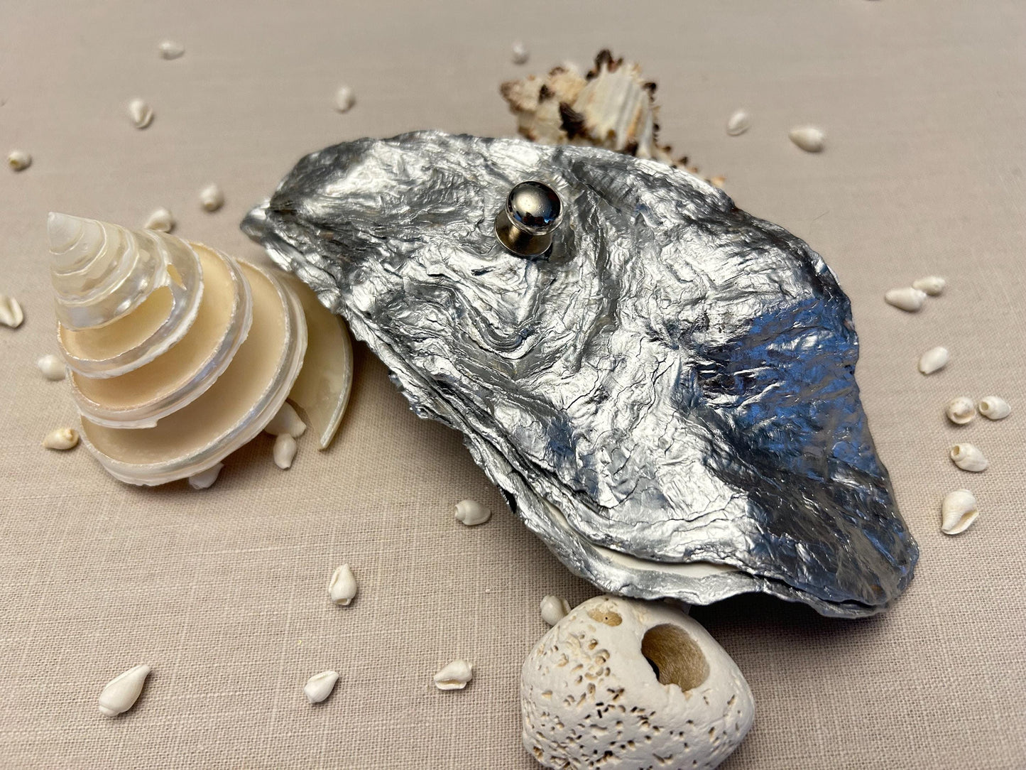 Silver whole oyster shell jewellery box. Chrome silver natural oyster shell jewellery holder. Ring bearer box. Silver Anniversary gift.