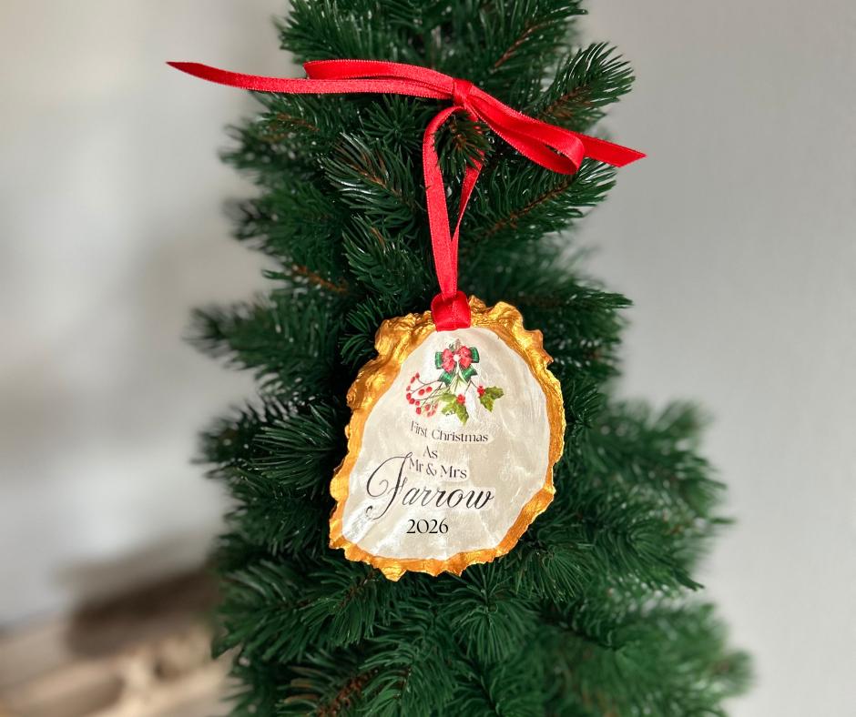 First Christmas as Mr & Mrs Ornament, Personalised Newlywed Gift, Custom Christmas Decoration for Couples.