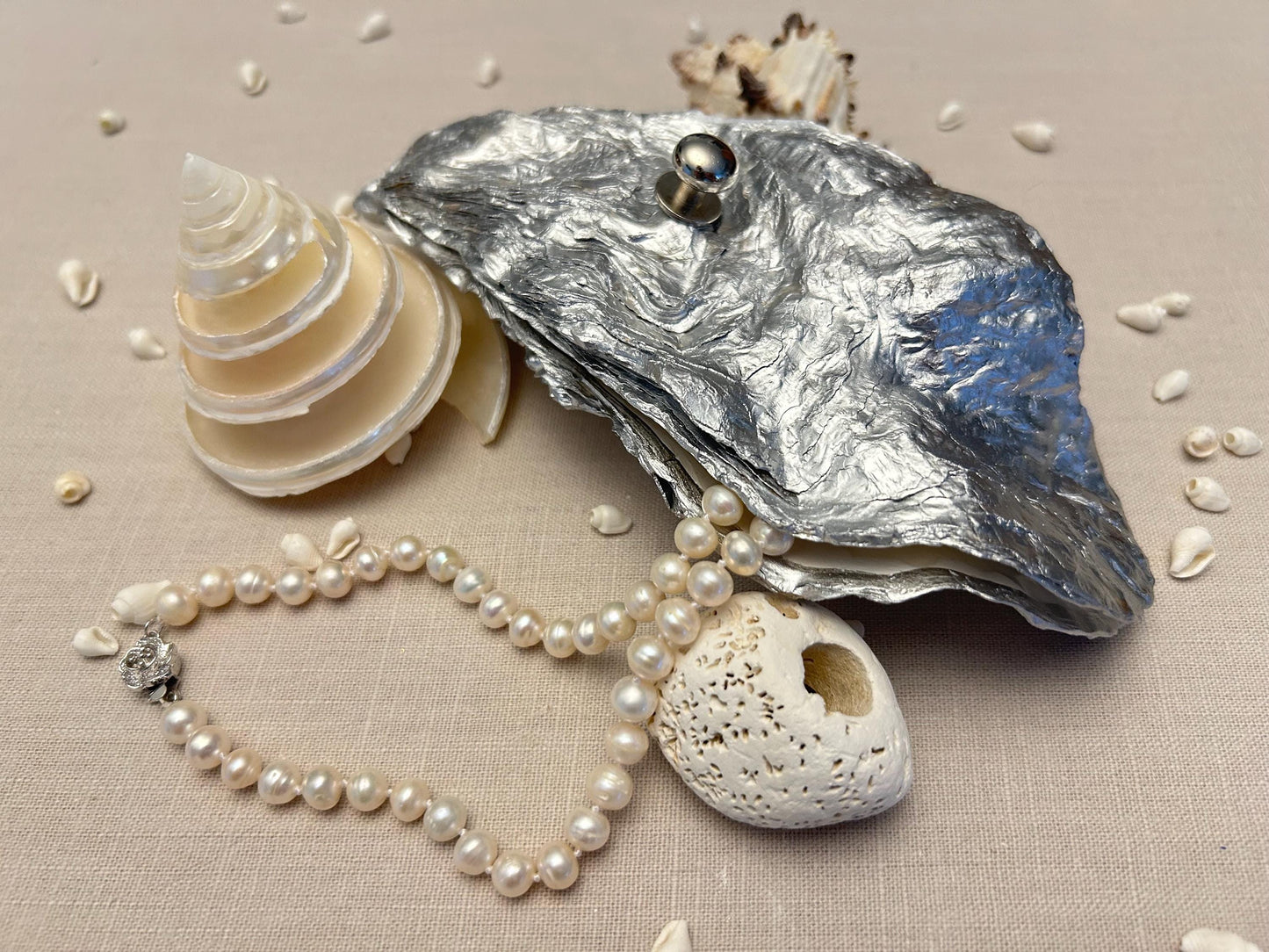 Silver whole oyster shell jewellery box. Chrome silver natural oyster shell jewellery holder. Ring bearer box. Silver Anniversary gift.