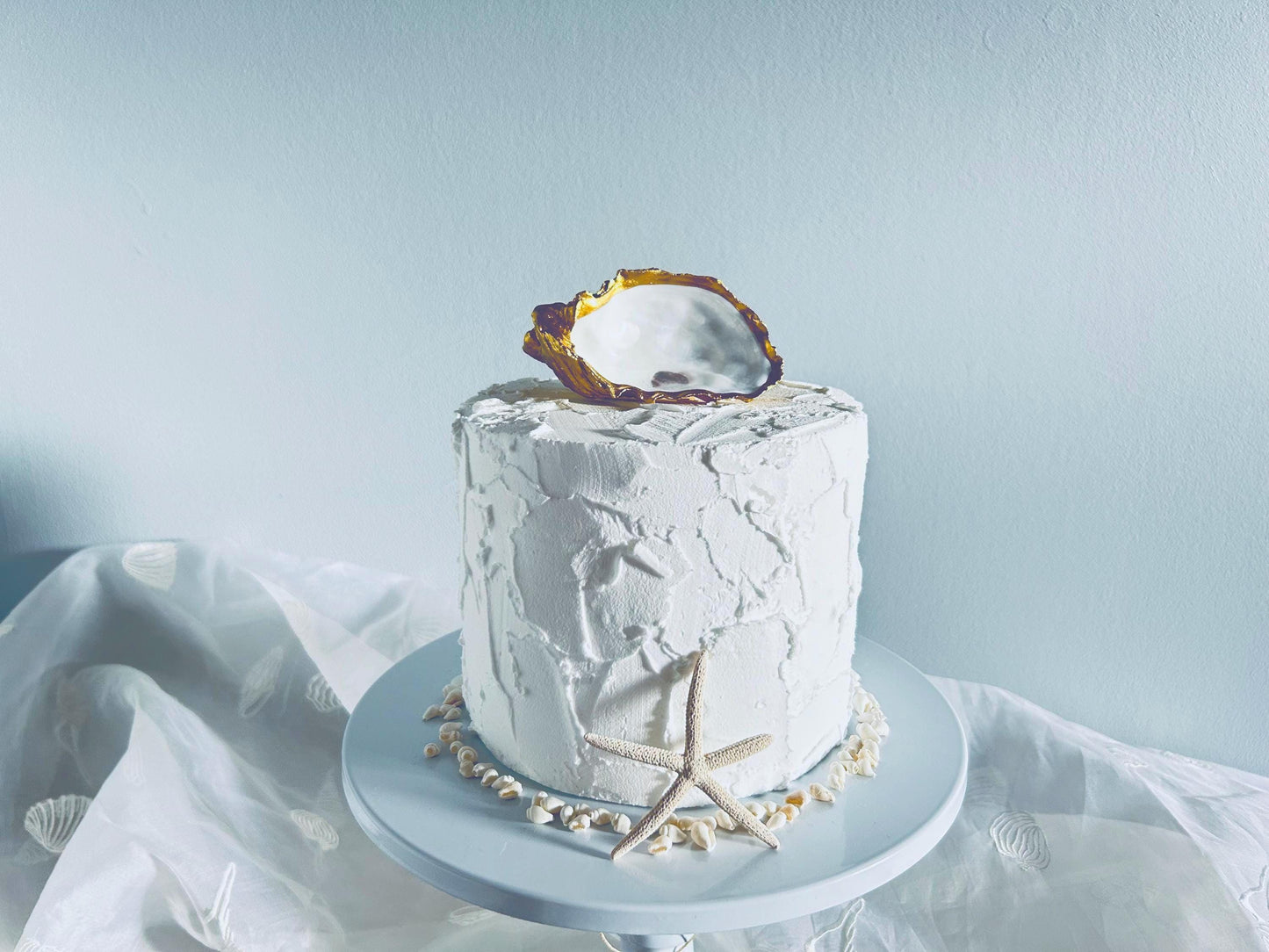 Personalised Gold Oyster Shell Topper. Small Wedding cake Decor. Last Toast on the Coast Party.