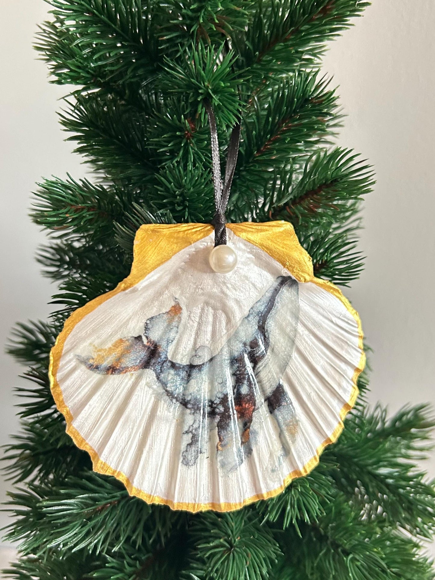 Coastal Christmas Tree Decorations. Octopus and Whale Scallop Shell Ornaments.