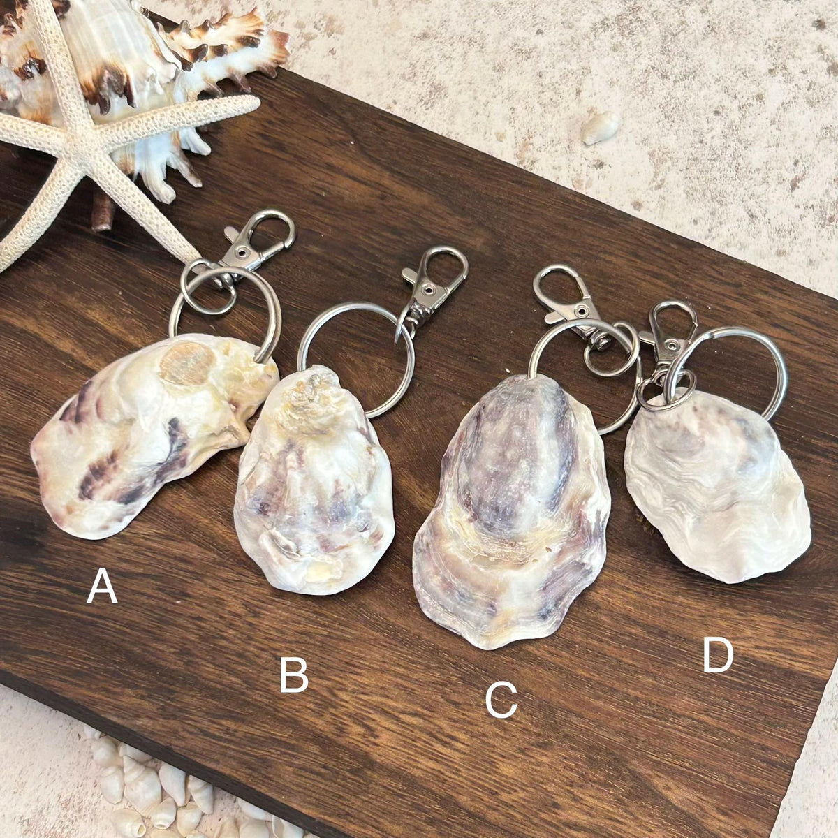 Oyster Shell Keychain.  Natural Beach Bag Charm, Coastal Keyring favour.  Beach Wedding Gift.