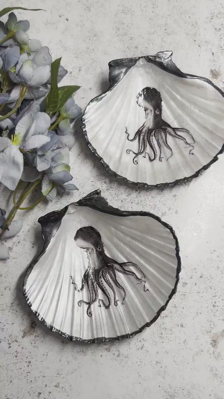 Black vintage Octopus scallop shell dish. Desk tidy to hold cufflinks, coins or trinkets. Unique Gift for him or her. Octopi home accent.