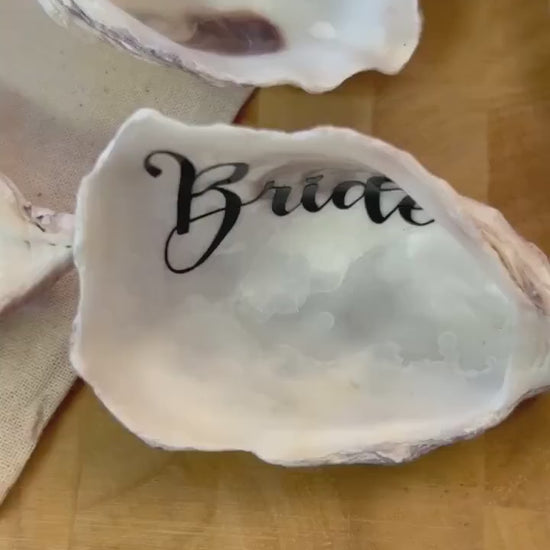 Oyster shell wedding place card. Natural shell name place for personalisation. Bridal party gift or destination weddings.