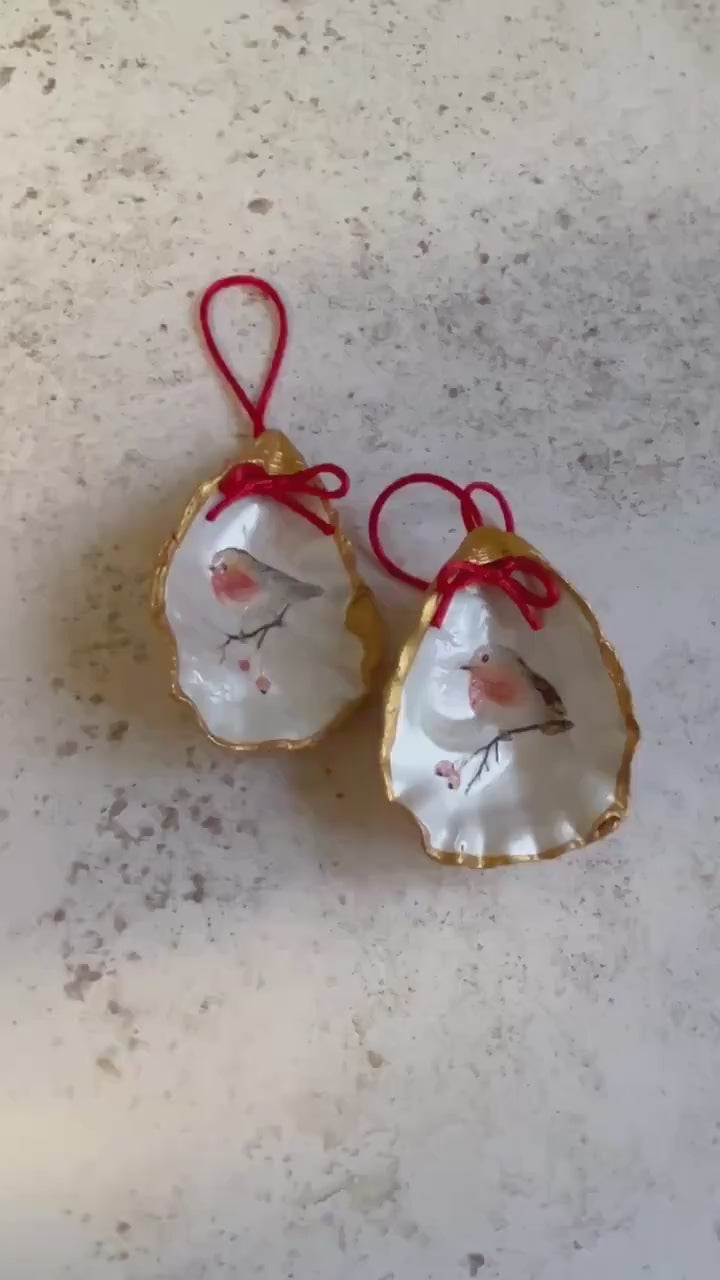 Personalised Robin oyster shell hanging decoration. Memorial bauble for loss of a loved one. Rememberance hanging ornament gift.